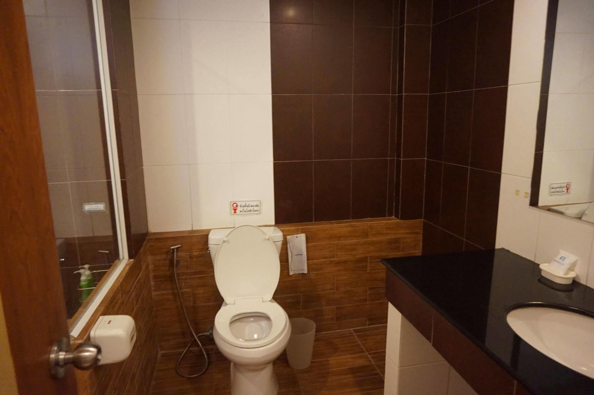 Tonwa Resort Hotel Khon Kaen Eksteriør billede